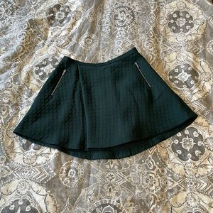 1. State dark green skirt size M - has pockets